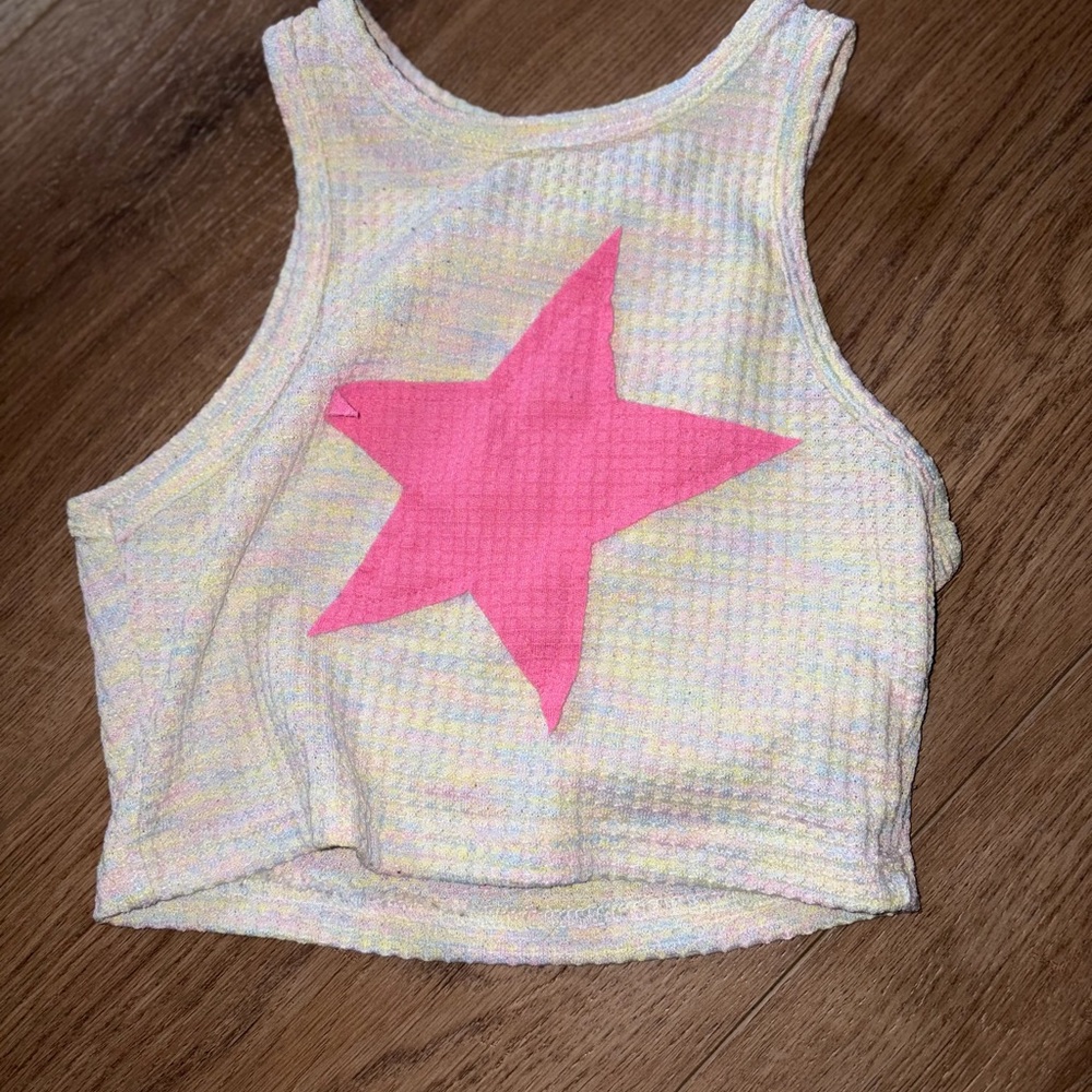Star Cropped Tank with Pink Star